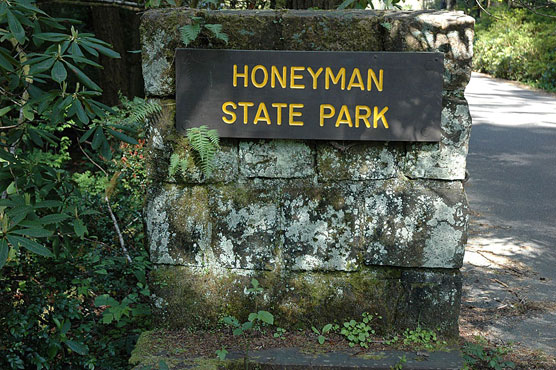 Jessie M. Honeyman Sign