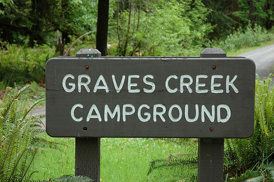 Graves_Creek_Sign