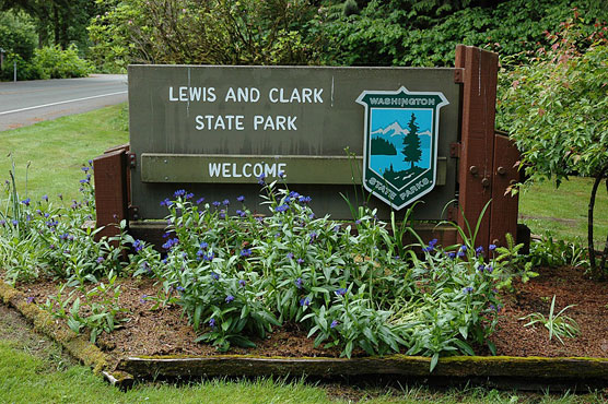 Lewis-and-Clark-Sign