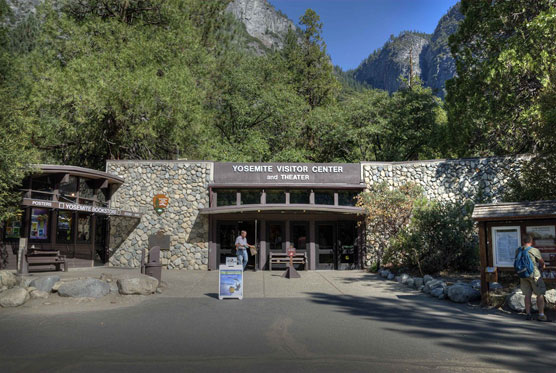 Yosemite-Visitor-Center