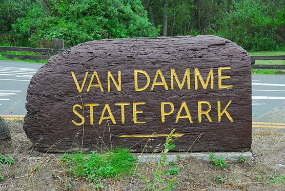 Van-Damme-Sign