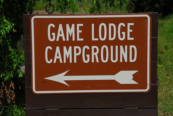 Game-Lodge-Sign