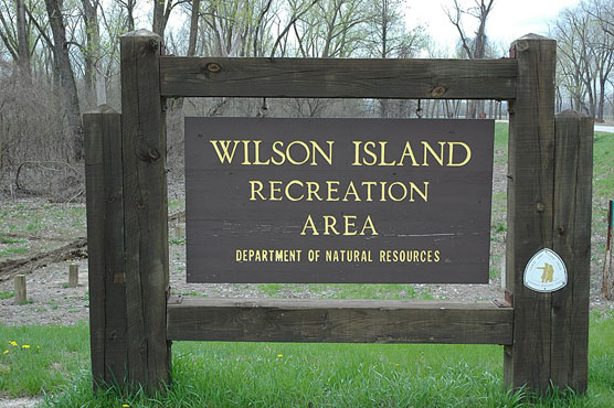 Wilson-Island-Sign