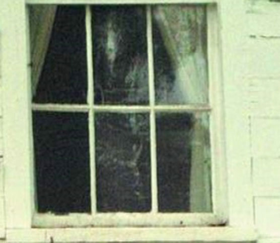 Ghost-Window