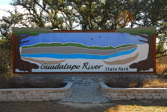 Guadalupe_River_Sign