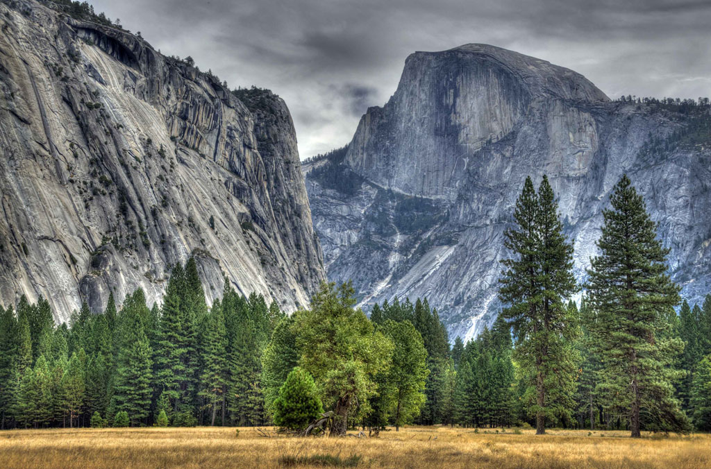 Yosemite-National-Park_Half-Dome