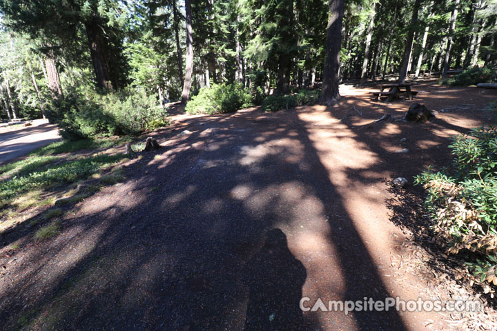 Clear Lake Campground 006 Parking