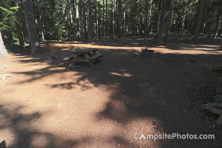 Clear Lake Campground 009 Camping Area