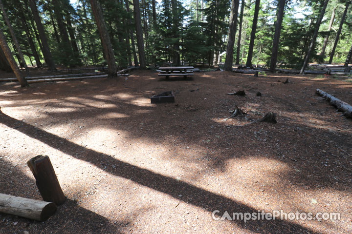Clear Lake Campground 024 Camping Area