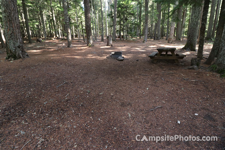 Clear Lake Campground 025 Camping Area