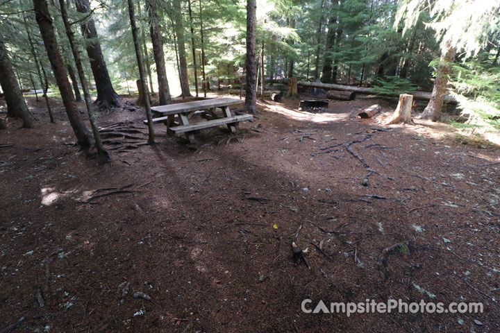 Little Crater Lake Campground 007 Camping Area