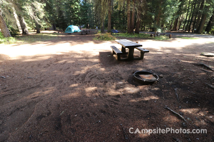 Little Crater Lake Campground 013 Camping Area