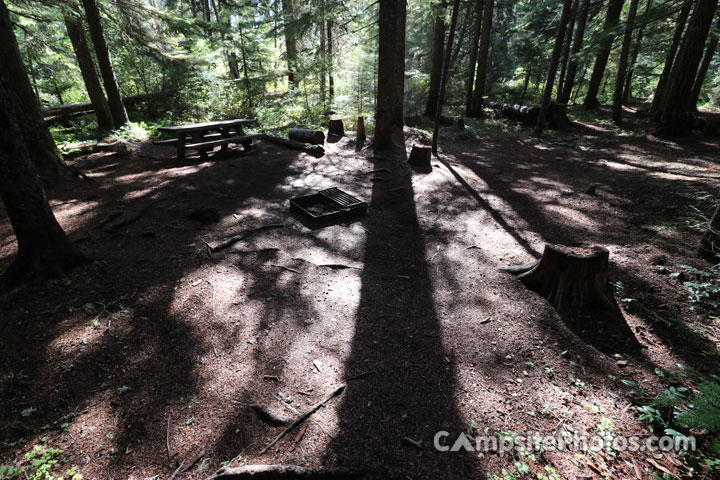 Little Crater Lake Campground 016 Camping Area