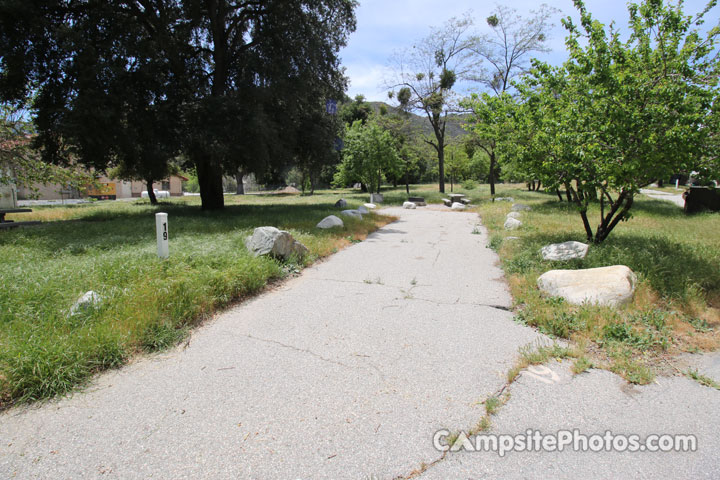 Apple White Campground 019