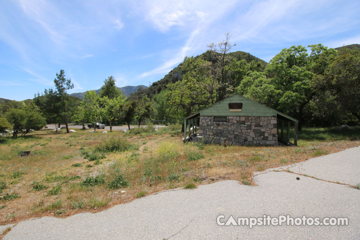Apple White Campground Group Cabin