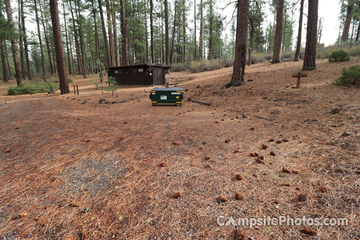 Hat Creek Campground 066-069 Parking