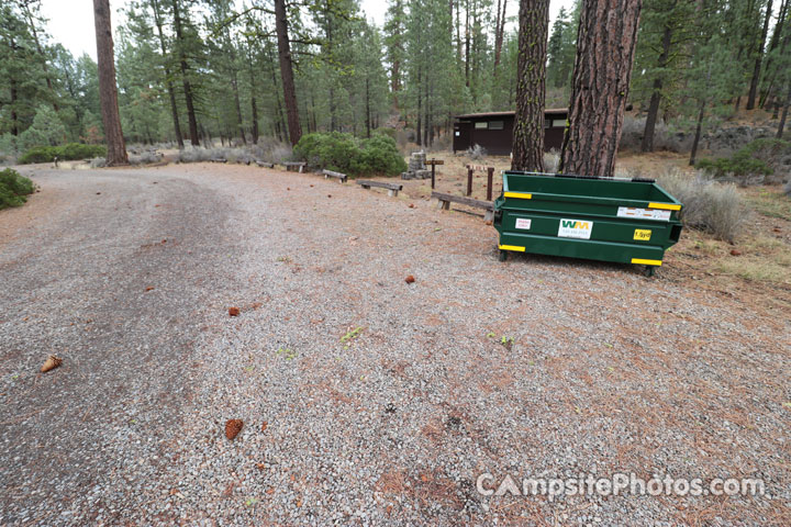 Hat Creek Campground 071-074 Parking