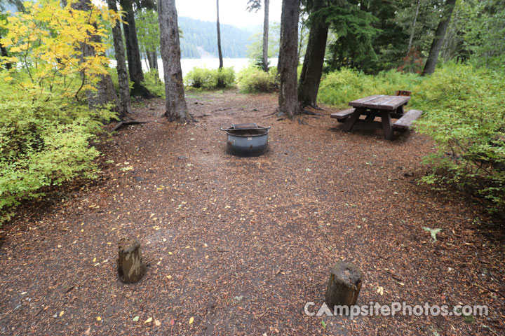 Trapper Creek Campground 14 Camping Area