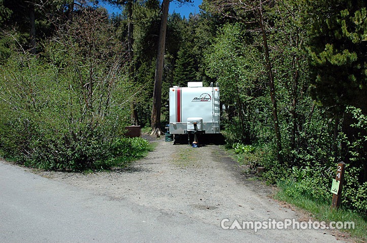 Twin Lakes Campground024