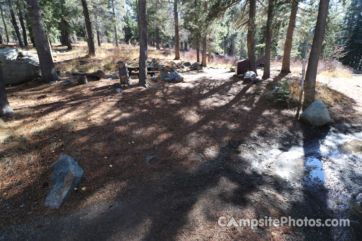 Gold Lake Campground 022 Parking