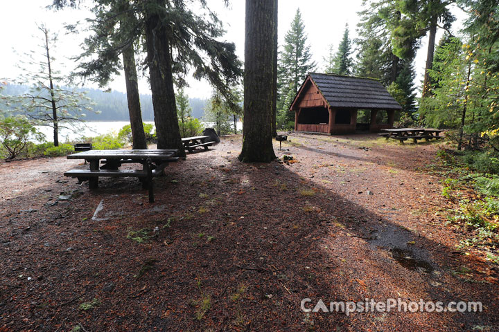 Fish Lake Campground Picnic Day Use Area