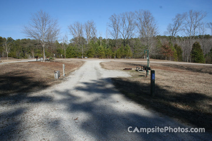 Natchez Trace Pin Oak Lake 015