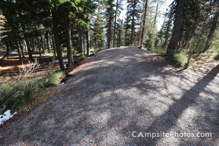 Big Lake Campground 022 Parking