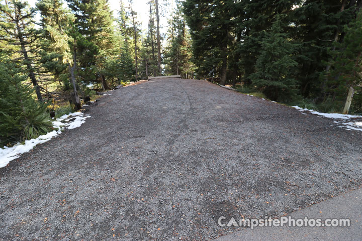 Big Lake Campground 025 Parking
