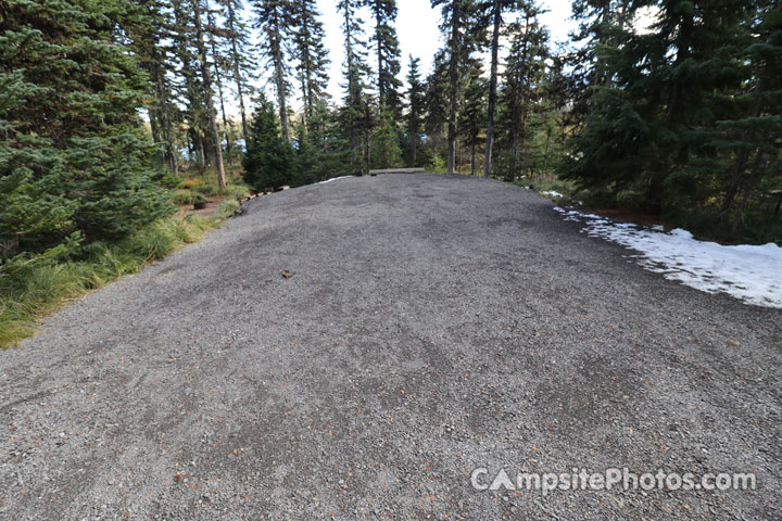 Big Lake Campground 030 Parking