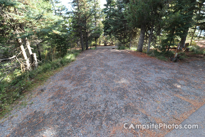 Big Lake Campground 034 Parking