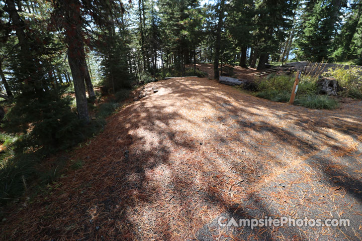 Big Lake Campground 036 Parking