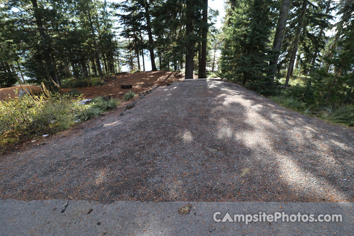 Big Lake Campground 037 Parking