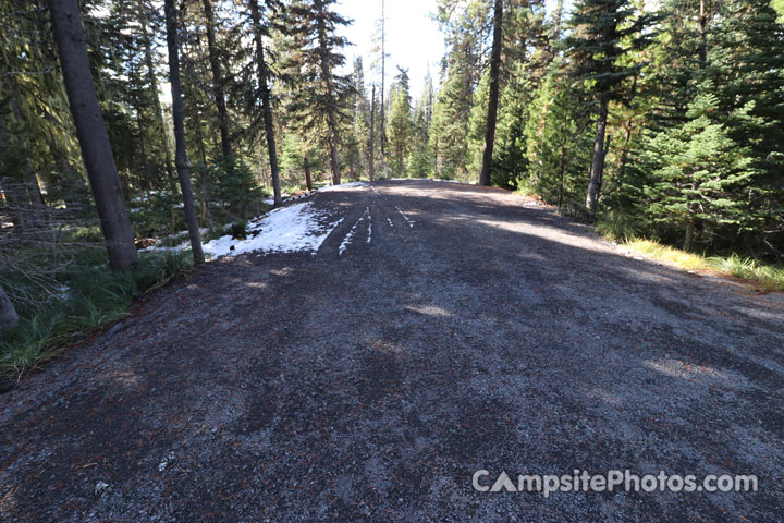 Big Lake Campground 048 Parking