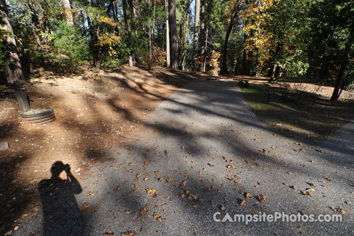 Deer Creek Campground 065 Parking