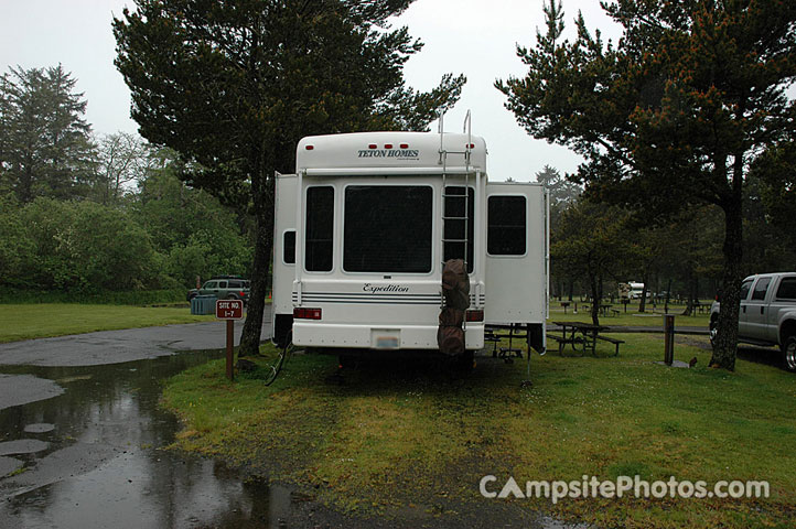 Twin Harbors 001