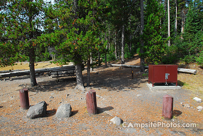 Lewis Lake Campground 015