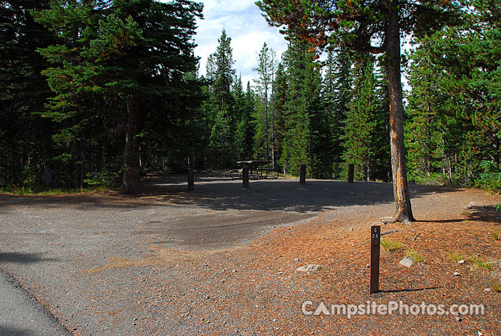 Lewis Lake Campground 024