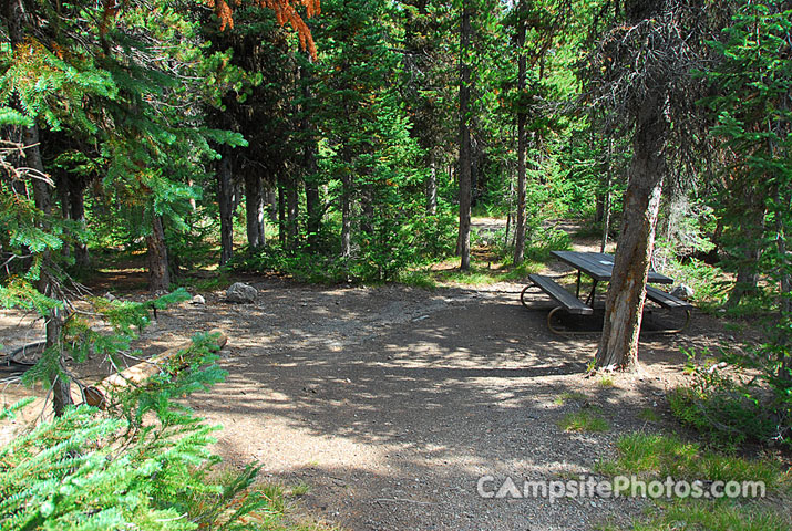 Lewis Lake Campground 070