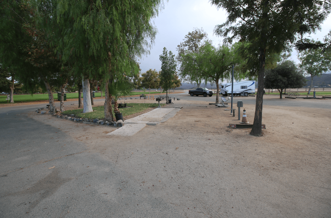 Riverside County Parks Campgrounds_Lake Skinner Campsite A125