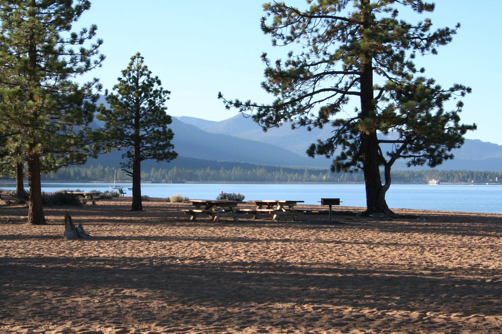 10 Best Lake Tahoe Campgrounds - Nevada Beach Picnic Area
