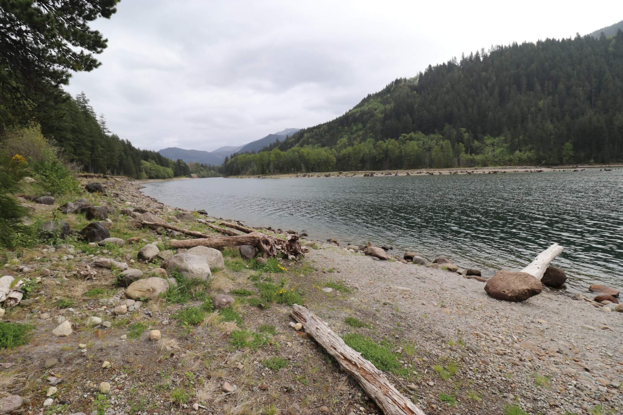 Awesome Campgrounds in the Pacific Northwest and Northern California-Beaver Bay - Yale Reservoir View