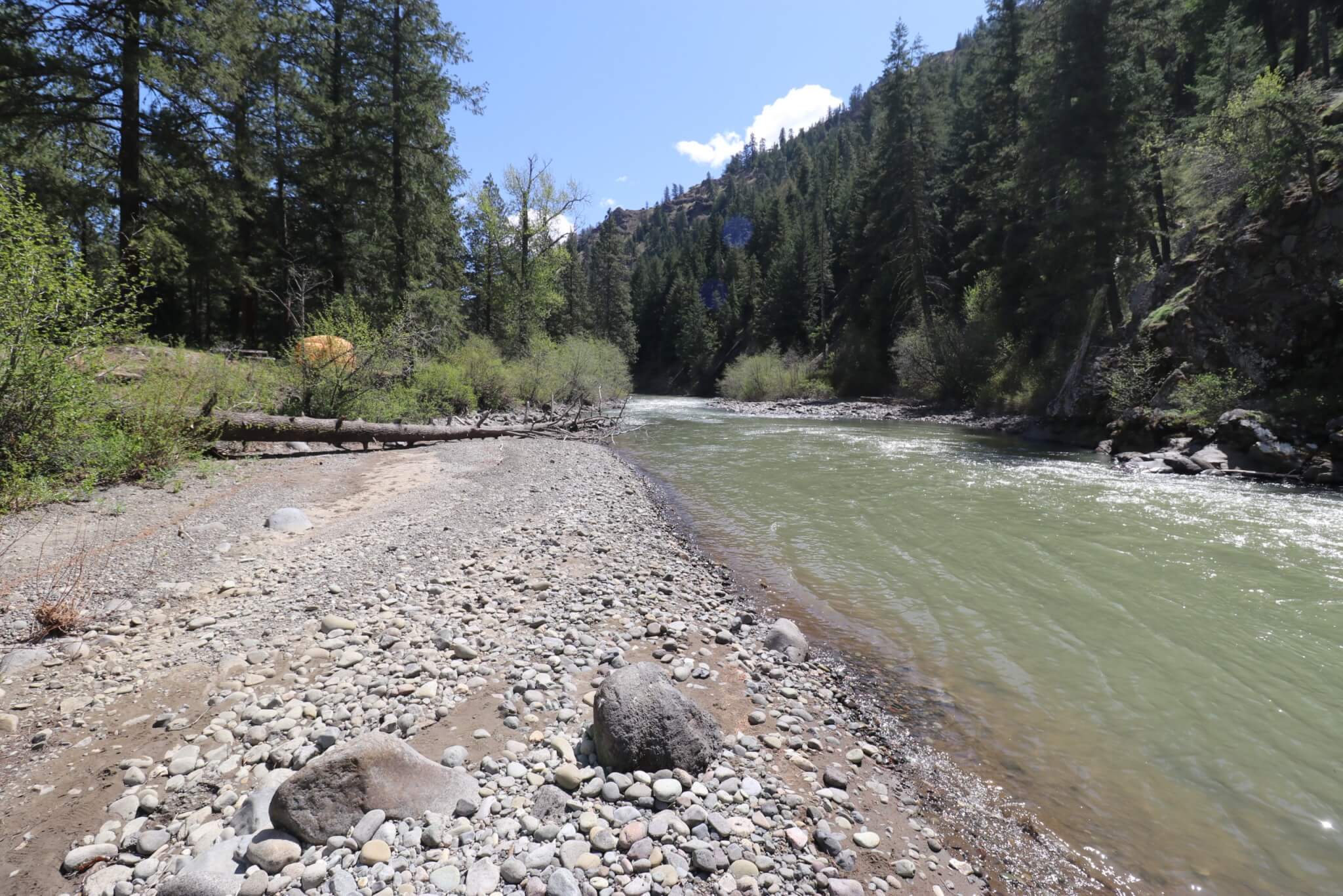 Awesome Campgrounds in the Pacific Northwest and Northern California-Willows_Tieton River View