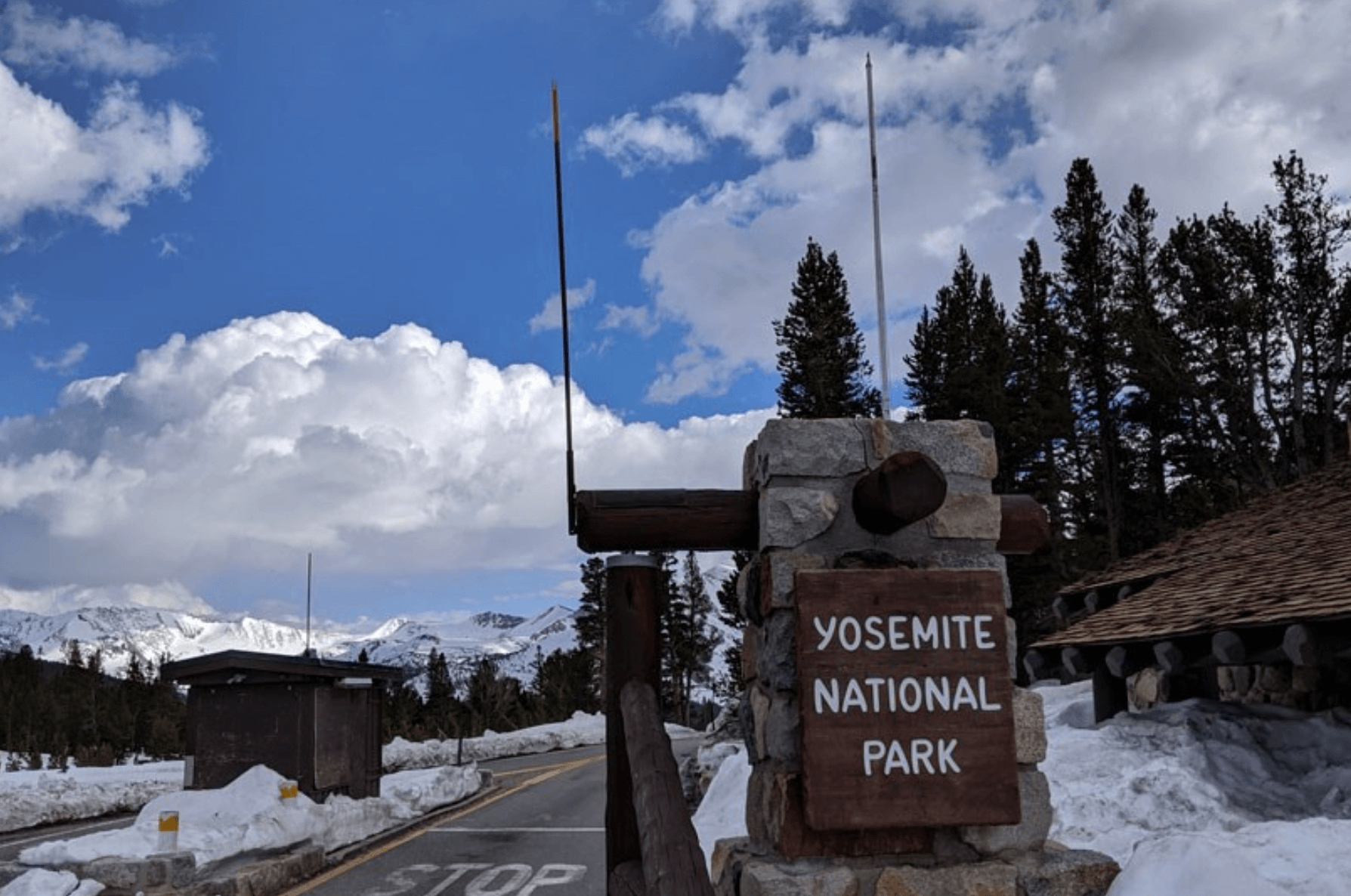 Yosemite National Park Closed - Sign